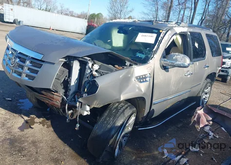 2007 Cadillac Escalade Standard из США, поврежденный, VIN 1GYFK63897R123157